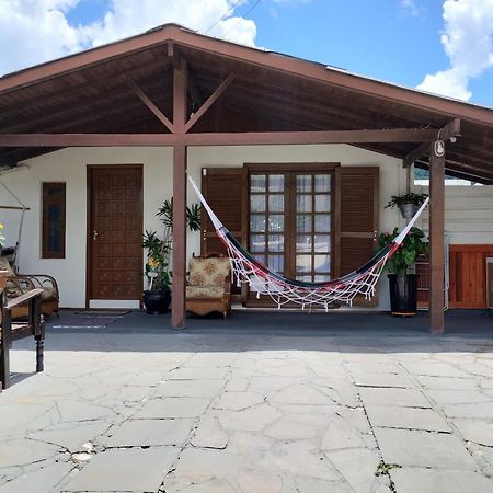 Casa Da Familia De Gramado Villa Bagian luar foto